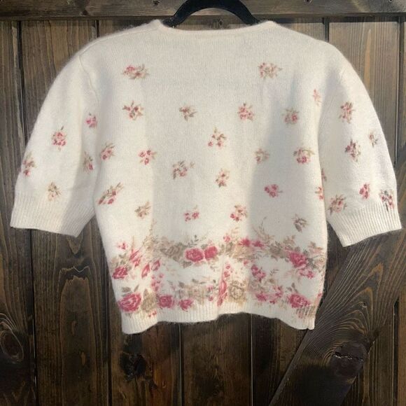 Express Tricot Wool Floral Cropped Sweater - Picture 2 of 3